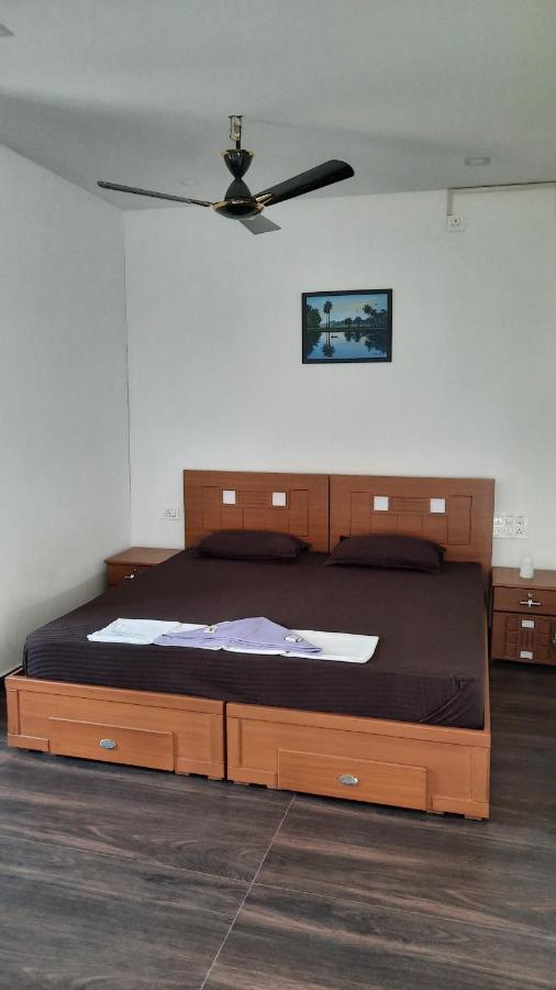 Southcanal Holidays Alappuzha 外观 照片